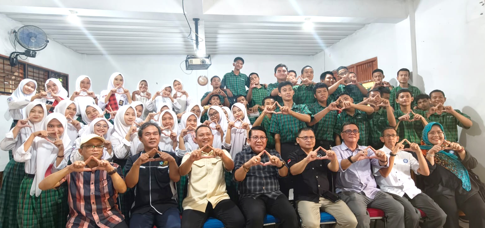 Acara Sosialisasi Program Sekolah Siap Kerja (SSK) di SMK Bina Teknika Cileungsi